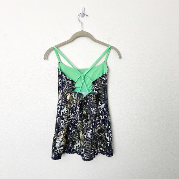 [Lululemon] Dancing Warrior Floral Sport Pistachio Workout Tank Built In Bra 4 - Picture 3 of 10